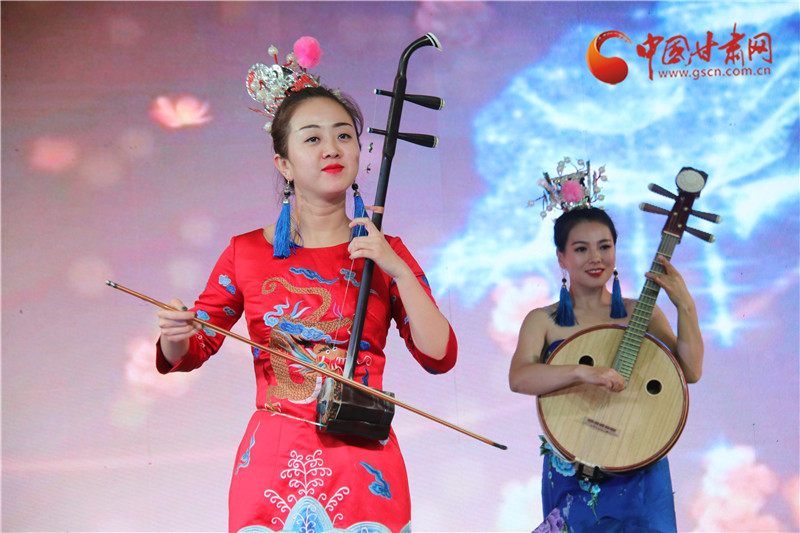 福利來(lái)了！蘭州市跨年歡樂購(gòu)物季正式啟動(dòng) 各大商場(chǎng)優(yōu)惠多多（圖）