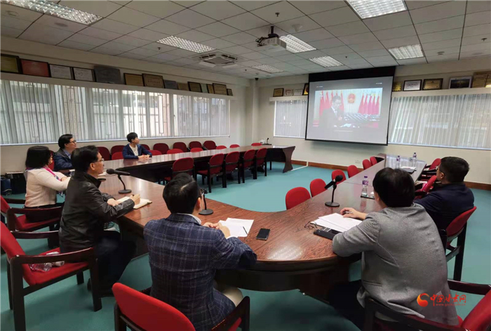 部分港澳委員在澳門集體收看甘肅省第十三屆人民代表大會(huì)第四次會(huì)議開(kāi)幕式