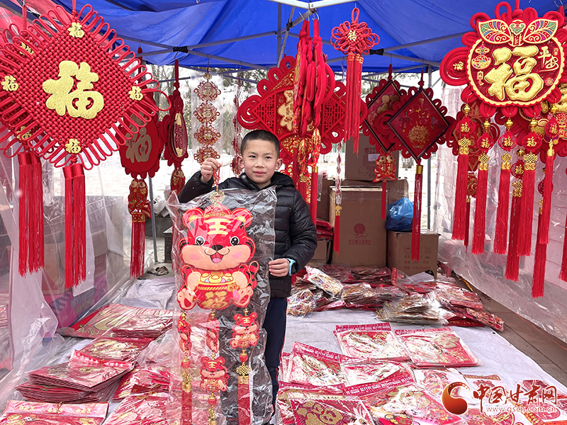 【網(wǎng)絡(luò)中國(guó)節(jié)·春節(jié)】甘肅靜寧：過(guò)年的儀式感，從置辦年貨開(kāi)始